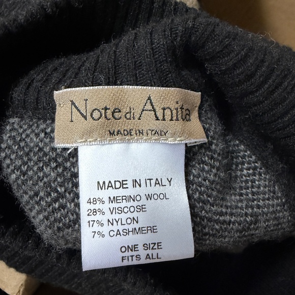 Note di Anita Mock Turtleneck Poncho – Size One Size - Picture 3 of 4